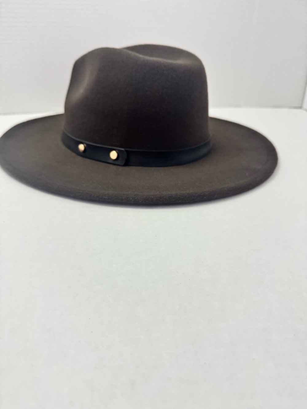 Womens Brown Wide Brim Felt Hat Faux Leather Band Studded Boho Western One Size - Picture 3 of 6